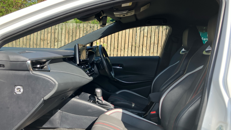 Toyota Corolla 2.0 VVT-i Hybrid GR Sport 5dr CVT Hybrid Hatchback